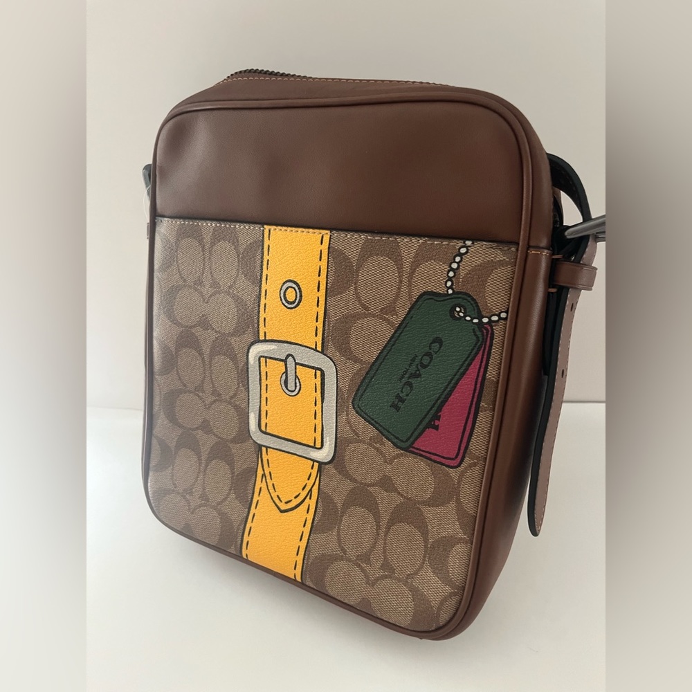 NWT Coach CH200 Hudson Crossbody 21 Signature Canvas&Leather Trompe L'oeil Print - Picture 3 of 7